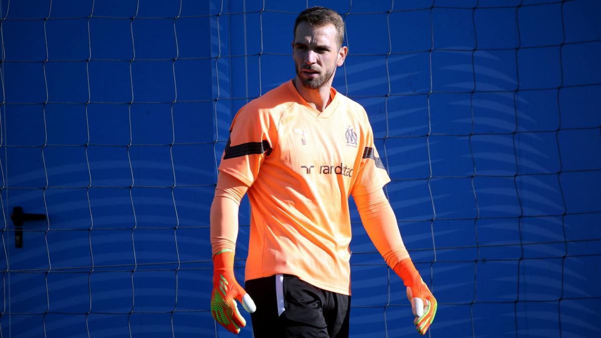 Le coach de Girona confirme l’arrivée de Pau López