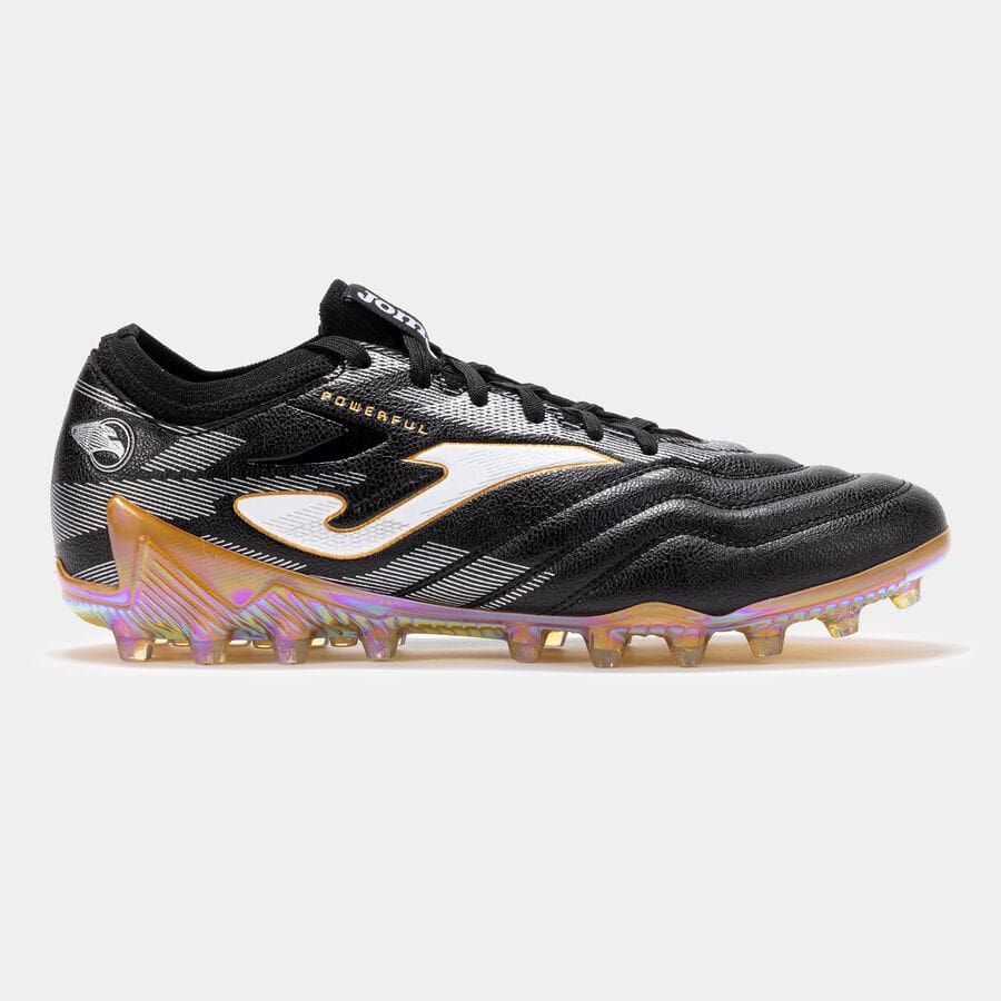 Chaussures de foot synthétiques Joma noir et or